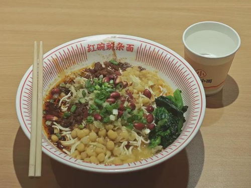 一碗面年賺6300萬 遇見小面靠低價突圍與極致效率的秘密